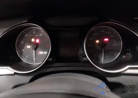 2010 Audi S5 4.2 Premium Plus from USA, damaged, VIN WAUVVAFR0AA035620